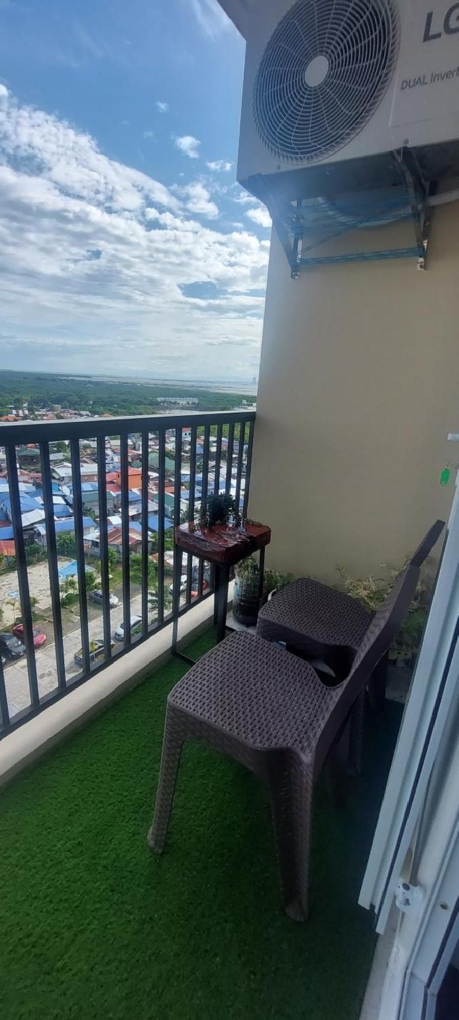 Dracarys Place 2 Condo With Balcony Unlimited Wifi Lapulapu City View Exterior photo