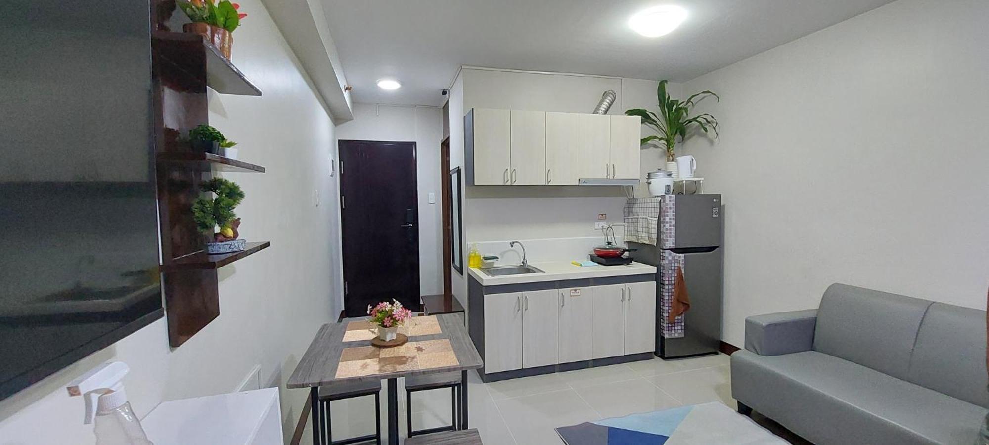 Dracarys Place 2 Condo With Balcony Unlimited Wifi Lapulapu City View Exterior photo