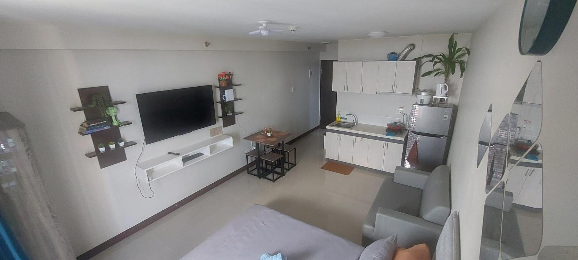 Dracarys Place 2 Condo With Balcony Unlimited Wifi Lapulapu City View Exterior photo